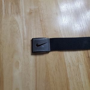 Nike Golf belt with bottle opener